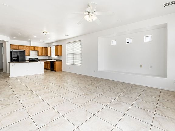 5th image of 2909 Aspen Club Ave