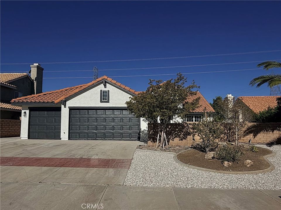 1st image of 12590 High Desert Rd