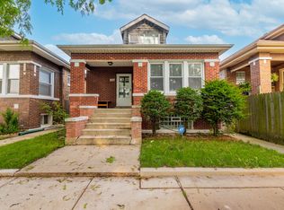 6041 S Whipple St, Chicago, IL 60629
