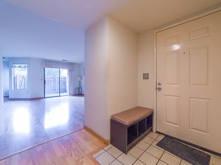 4657 Rothbury Cmn — Photo 6