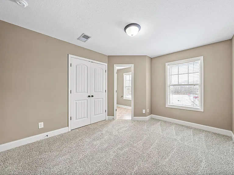1761 Spring Water Dr #C — Photo 14