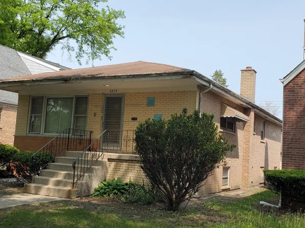 8205 S Spaulding Ave, Chicago, IL 60652