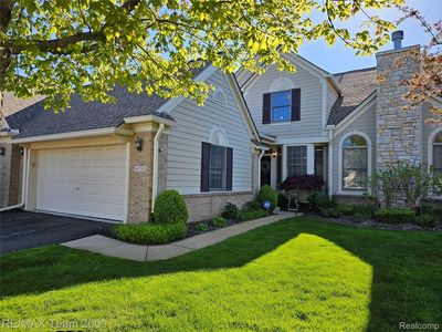 16792 Lyonhurst Cir, Northville, MI, 48168