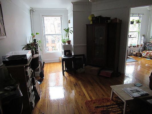 5th image of 157 Clifton Pl APT 3