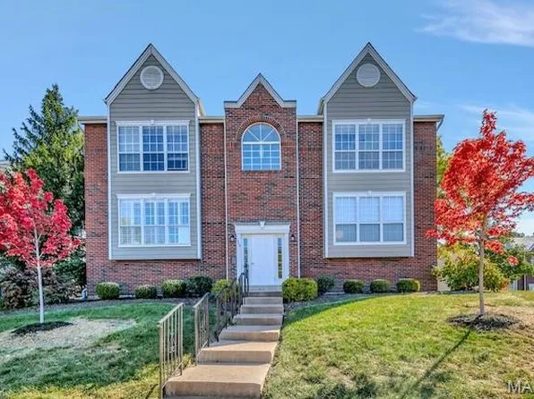 1315 Holgate Dr Unit A, Ballwin, MO 63021