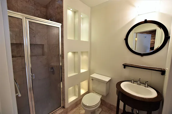 Rented by Bold New York | media 41