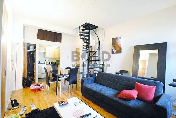 Rented by Bold New York | media 41