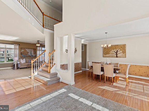 2nd image of 1206 Fescue Cir