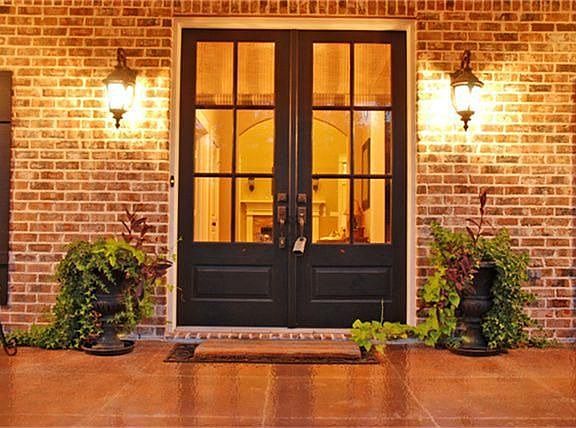 This double door entry lets tons of light flood into the front of the home.