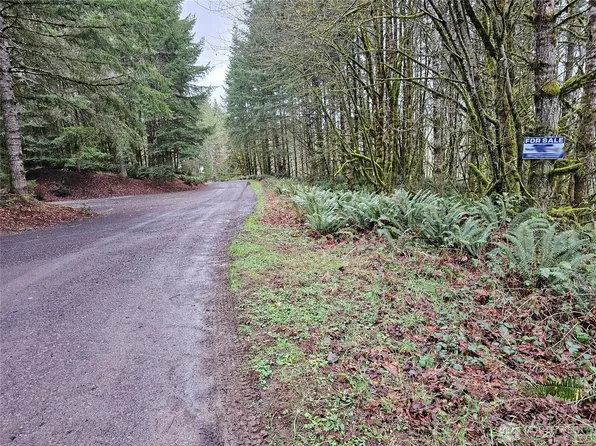 461 Clearwater Road, Kelso, WA 98626