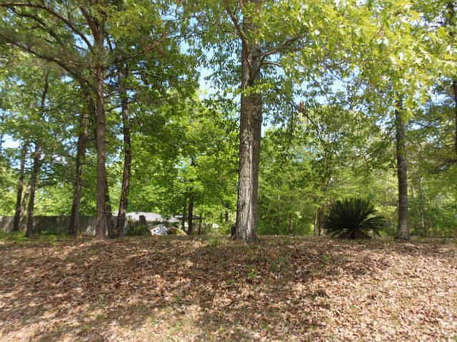 1st image of 375 Lakewood Dr
