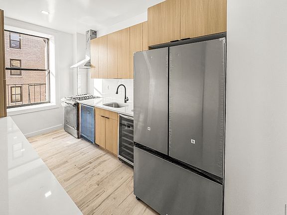 4th image of 251 W 92nd St APT 7C