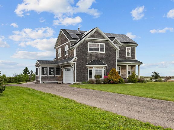 3rd image of 344 Macmillan Point Rd W