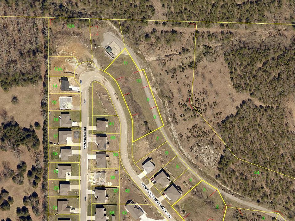 2nd image of 204 Whispering Meadows Pkwy