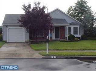 1 Ashby Ct, Laurel Springs, NJ 08021