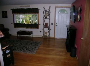 37 Sharren Ln, Enfield, CT 06082