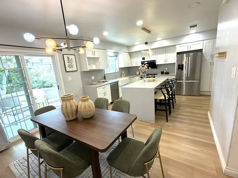 6718 N Golden West Ave — Photo 9