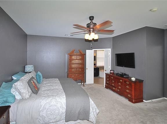 4th image of 6903 Holly Hills Ln