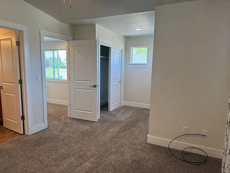 2521 Justine Ln — Photo 18