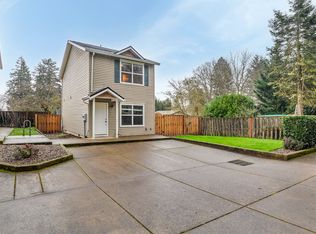 2516 19th Ave APT E, Forest Grove, OR