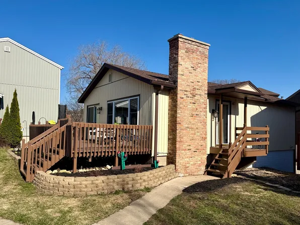 215 Elton Hills Dr NW APT 46, Rochester, MN 55901