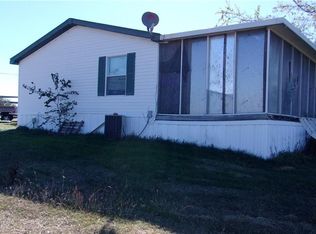 716 Coyote Trl, Rhome, TX 76078