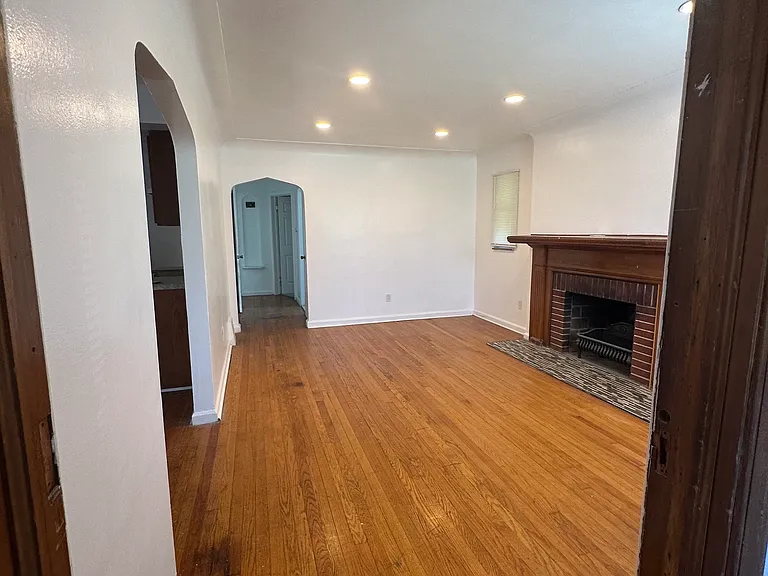 8218 Prest St — Photo 3