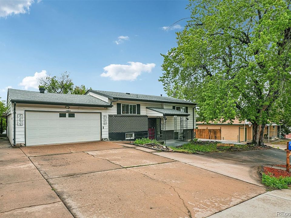 1st image of 926 S Robb Way