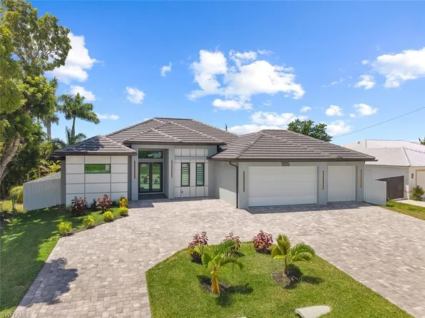 926 Gleason PKWY, CAPE CORAL, FL 33914