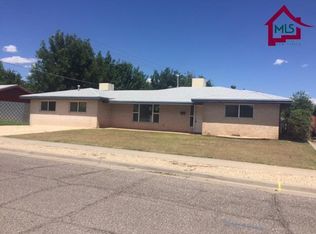2070 Carlyle Dr, Las Cruces, NM 88005