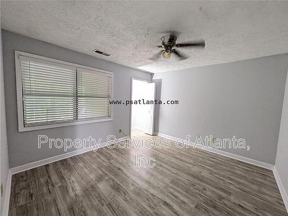 5th image of 5395 Glen Haven Dr