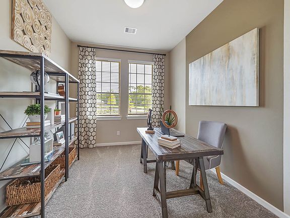 5th image of 1223 Carswell Dr