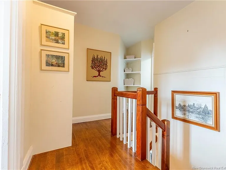46 Reed Ave — Photo 33