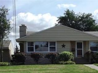 235 Pleasant Ave, Waupun, WI 53963