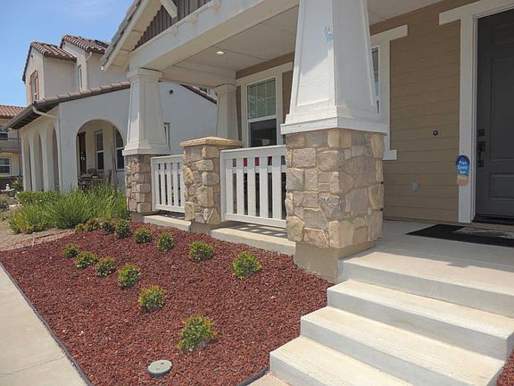 3rd image of 11363 Tiger Lily St