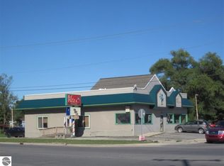 104 N Cedar St, Kalkaska, MI 49646