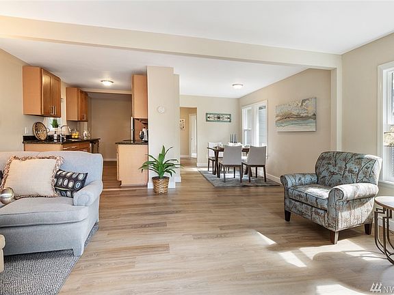 3rd image of 6525 S Park Ave