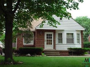 24301 Ridgedale St, Oak Park, MI 48237