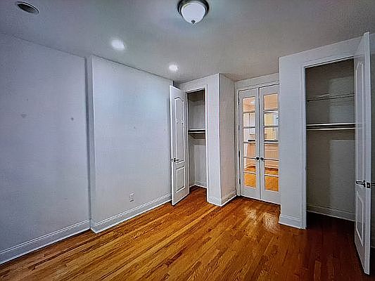 3rd image of 325 E 78th St APT 3A