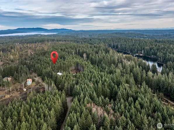 51 E Carols Place, Belfair, WA 98528