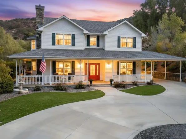 2060 Forester Creek Rd, El Cajon, CA 92021