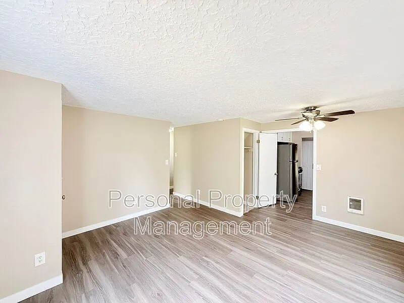 2 bed, 1.0 bath, 792 sqft, $1,450 — Photo 2