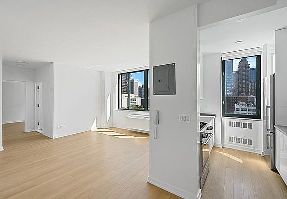 3rd image of 75 W End Ave #S18e