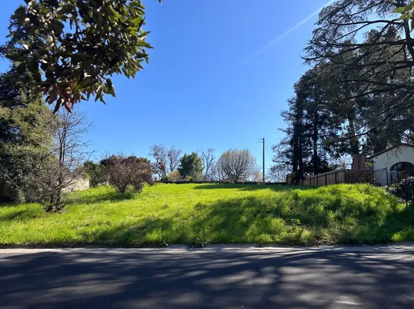 El Rio Ave, Modesto, CA 95354