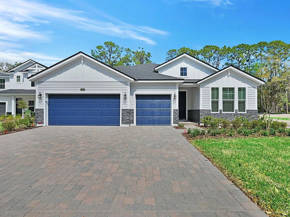 Grayton II exterior