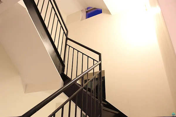 Rented by EXR | media 7