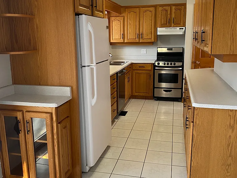 7 Hilltop Dr #UPPER — Photo 7