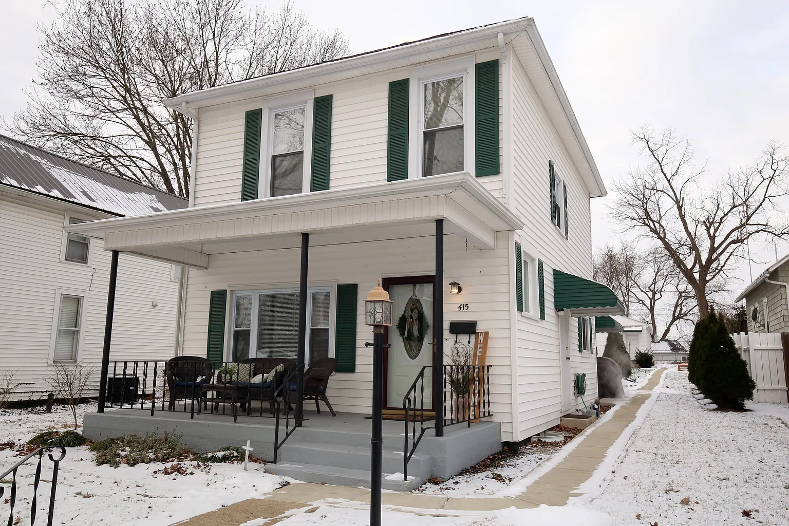 415 Madison Ave photo 1