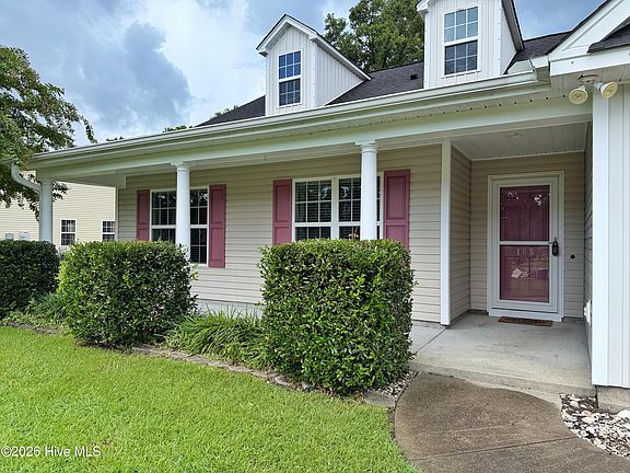 3rd image of 165 Backfield Place
