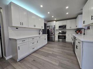 407 Rose Ct, Lakewood, NJ 08701